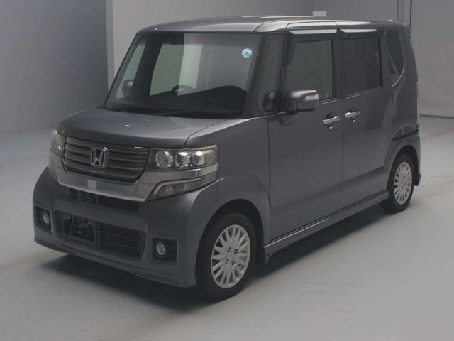 23028 Honda N box plus JF1 2012 г. (TAA Kantou)